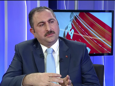 Abdulhamit Gül: Hiç bir mesleğin dokunulmazlığı yok