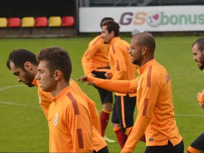 Galatasaray'da Pandev krizi!