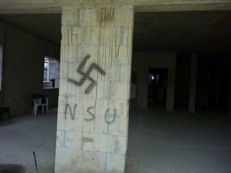 Cami inşaatına çirkin saldırı - 1