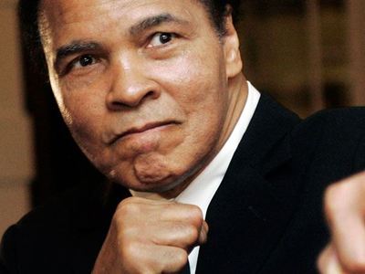 Muhammed Ali hastaneye kaldırıldı