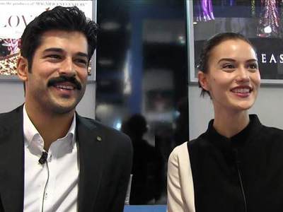 Burak Özçivit ile Fahriye Evcen yangın merdiveninden kaçtı