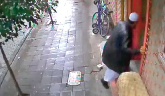 ’Özbek Hoca’nın vurulma anı kamerada