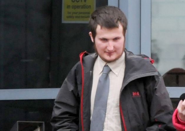 Oyundaki arkadaşı vurulduğu için polisi aradı