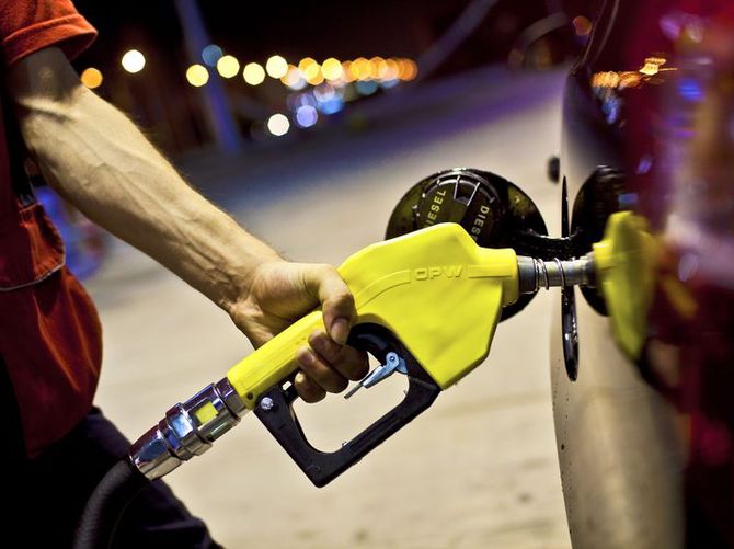 Motorine indirim geldi