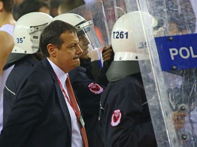Ergin Ataman gönderiliyor mu?