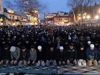 Gençler sabah namazında buluştu