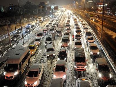 İstanbul’da kar başladı