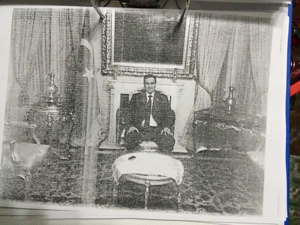 Erdoğan’ın koltuğunda böcek hatırası