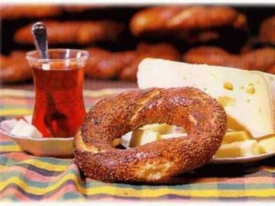 Susam ucuzladı sıra simitte