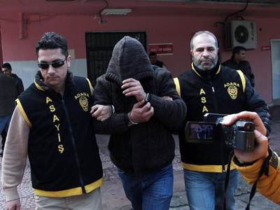Cenaze başında sahte gözyaşı