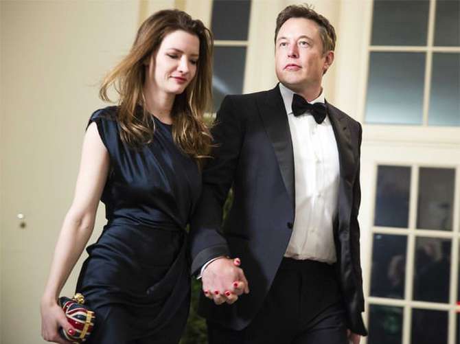 Elon Musk aynı kadından ikinci kez boşandı