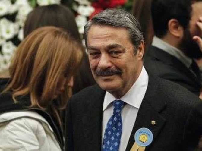 Kadir İnanır yalanladı