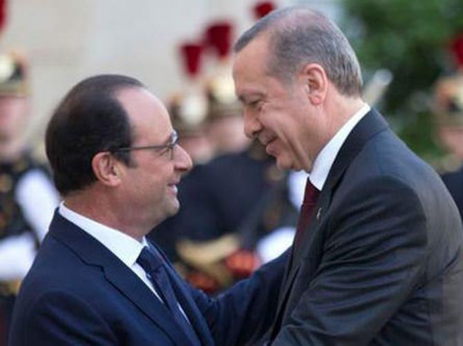Erdoğan'dan Hollande'a taziye telefonu!