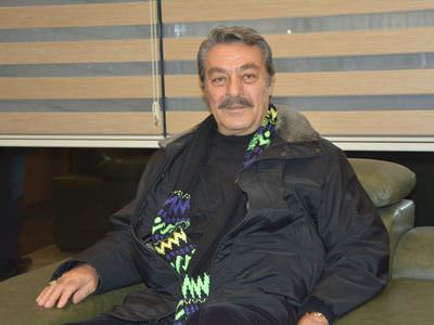 Kadir İnanır: Vekillik işim değil