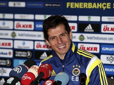 Emre Belözoğlu: "Ben takımsız kalmam"