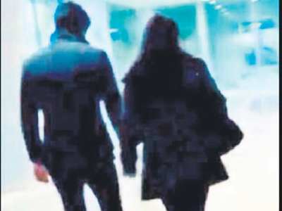 Burak Özçivit ve Fahriye Evcen ilk kez elele görüntülendi!