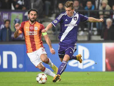 G.Saray Sneijder'in alternatifini buldu