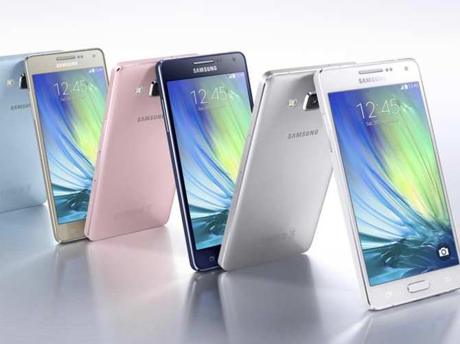 Samsung Galaxy A3 ve A5 Türkiye'de satışta