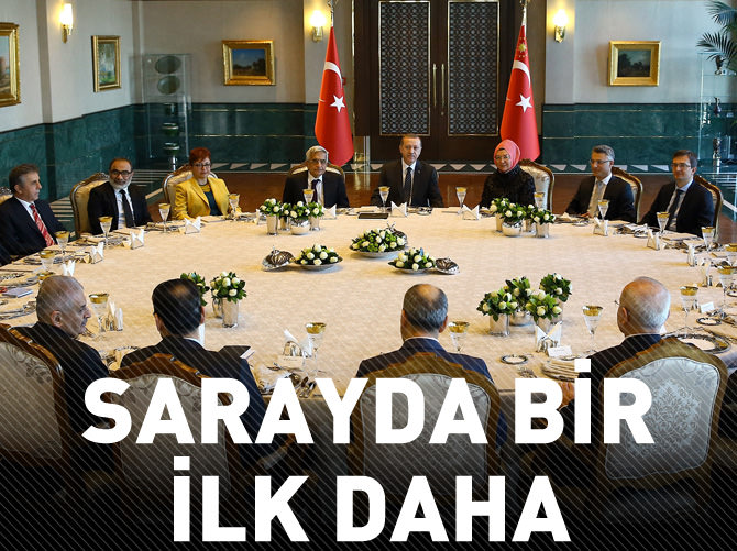 Cumhurbaşkanlığı Sofrası'nın ilk konuğu akademisyenler