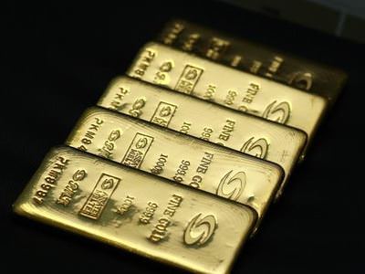 Altın 4 ayın en yüksek seviyesinde