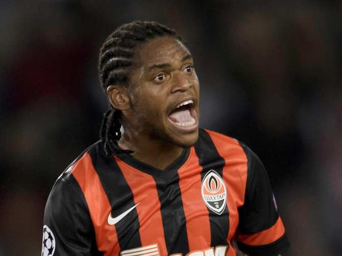 Fenerbahçe Luiz Adriano'yu resmen istedi!
