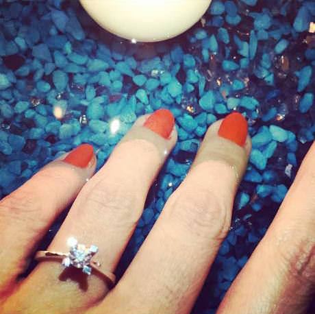 Hande Yener sevgilisi Ozan Öğüt’le evleniyor