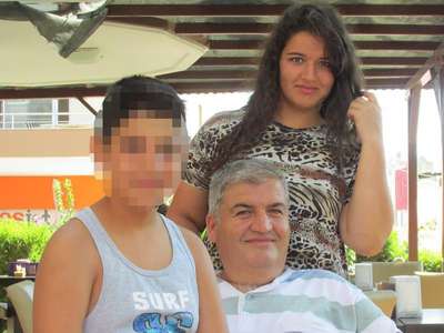 Kendisini 7 kez polise şikayet eden kızını bıçakladı