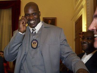 Shaquille O'Neal polis oldu!