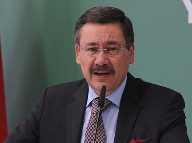 Melih Gökçek'ten suç duyurusu