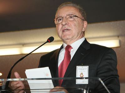 Ünal Aysal'a şok ceza