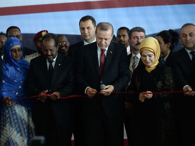 TOKİ'den Somali'ye 10 bin konut