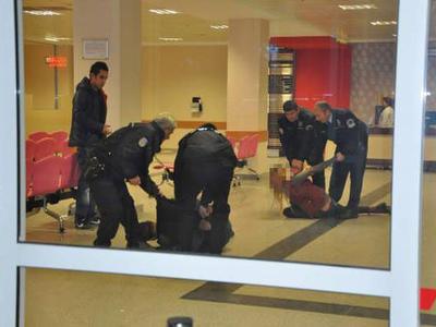 Hastaneyi birbirine kattılar