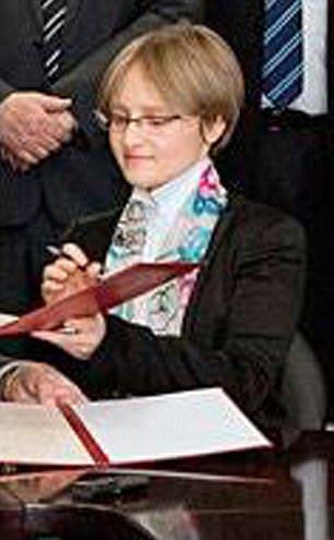 Putin’in sır gibi saklanan kızı ortaya çıktı