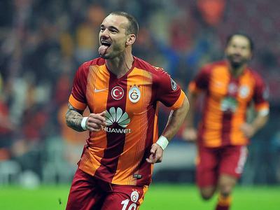 Lütfi Arıboğan:'Diego'yu değil Sneijder'i tercih ettim'