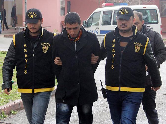 Beş lirayı az bulan dilenci...