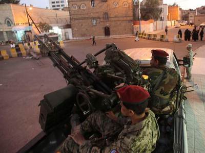 Yemen'de Şii Husiler yönetimi devraldı