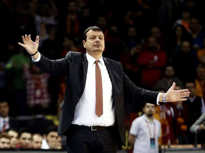 Galatasaray'da 2 kadro dışı!