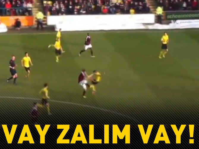 Zalim futbolcu rakibine böyle daldı