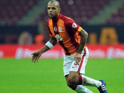 Melo'dan ayrılık sinyali
