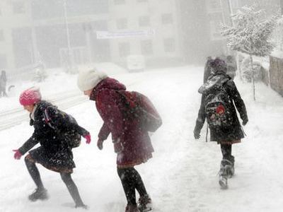 İstanbul'da yarın da okullar tatil mi?