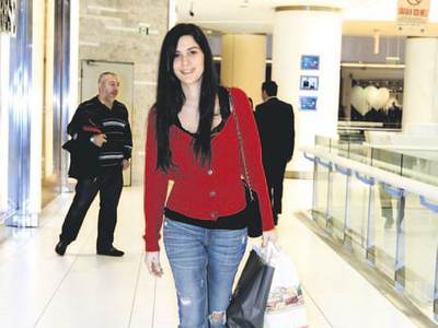 Bergüzar Korel her daim güzel