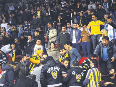GFB Aziz Yıldırım'a 'diktatör' dedi!