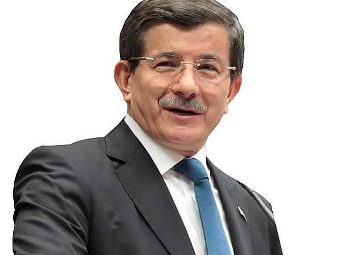 Davutoğlu'ndan Özgecan için telefon!