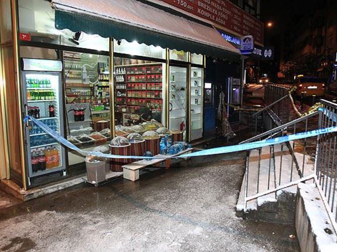 Gazeteci kar topu oynarken öldürüldü