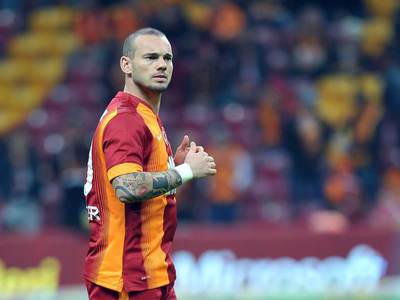 Sneijder ayrılıyor mu?