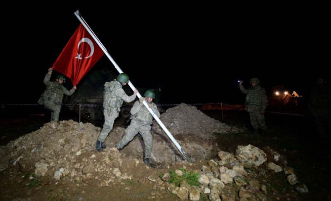 Can Dündar’dan skandal tweet