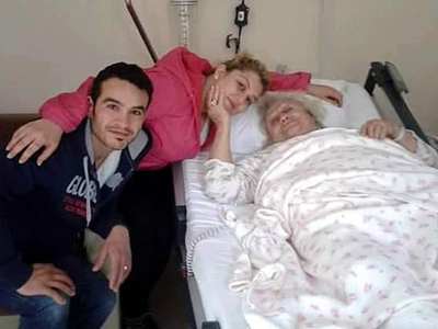 Sinema sanatçısı Karındaş hastaneye kaldırıldı