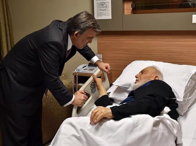 Abdullah Gül'ün babası hastaneye kaldırıldı