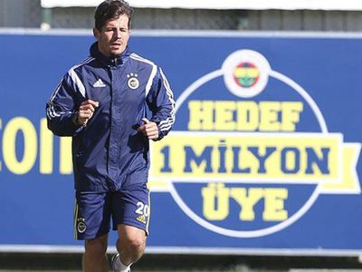 Emre'den Burak Yılmaz'a sürpriz telefon