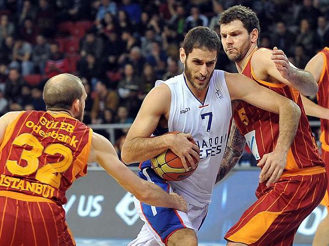 Nefes kesen maç Anadolu Efes'in!